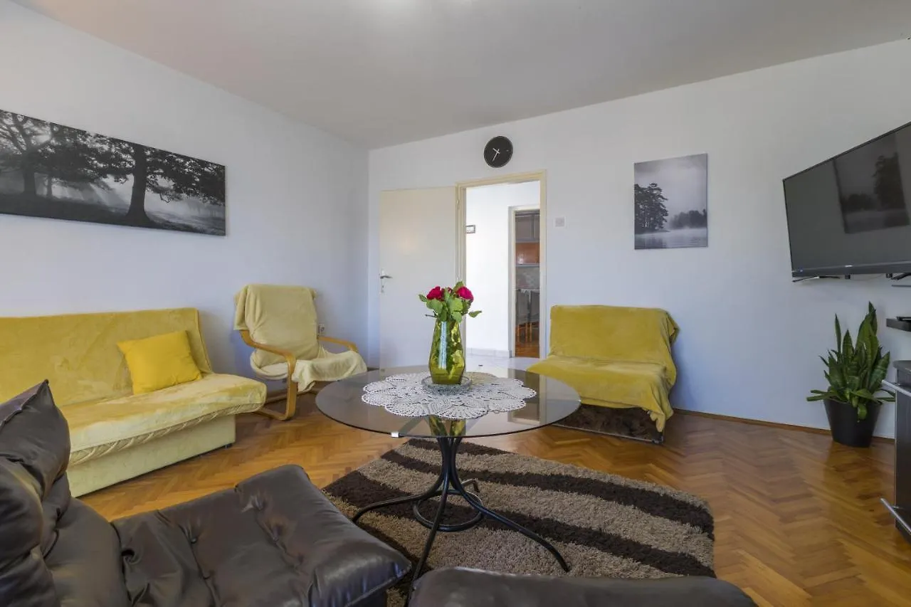 Avisnja Apartment Crikvenica
